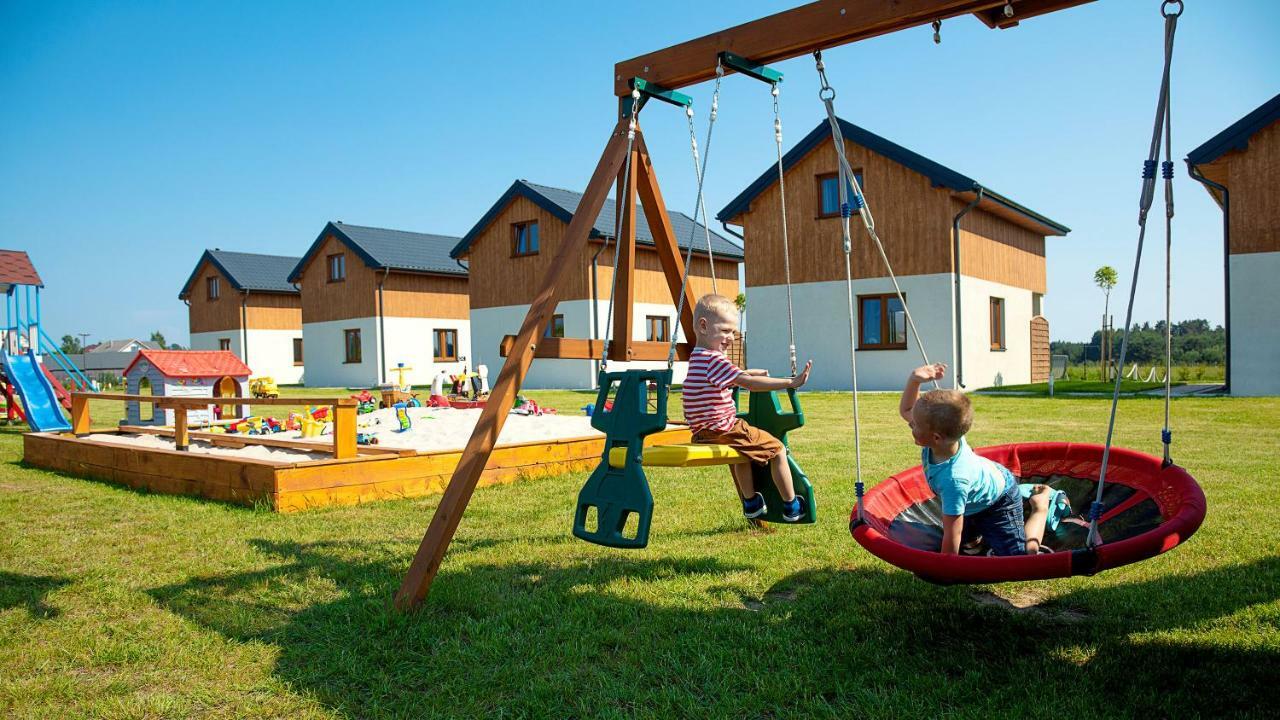 Domki Letniskowe Jastrzebia Park Ястшембя-Гура Экстерьер фото
